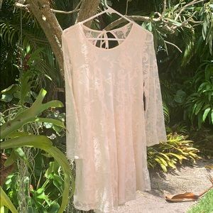☀️ Forever 21 Cream Lace Dress